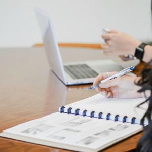 Consultanţă în vederea obţinerii finanţării nerambursabile: