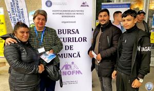 Tineri defavorizați din zona Grigorescu, prezenți la Bursa locurilor de muncă