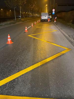 Pentru asigurarea condiţiilor de siguranţă şi fluenţă a traficului rutier, Primăria Capitalei a efectuat mai multe tipuri de lucrări pe arterele din Capitală