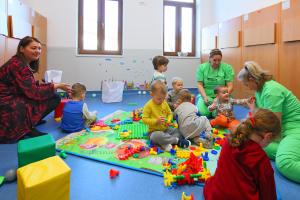 Creşa "Poiana cu Castani"- o nouă unitate de învățământ antepreșcolar la  standarde europene