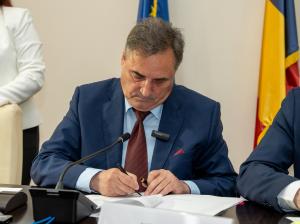 UAT Județul Constanța, implementează proiectul “Dotarea cu microbuze electrice pentru elevi ai unităților de învățământ preuniversitar...