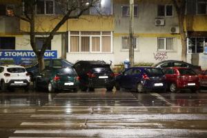 SECTORUL 2 SE ELIBEREAZĂ DE MAŞINILE PARCATE ILEGAL CE PUN ÎN PERICOL SIGURANȚA OAMENILOR