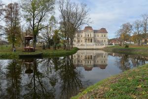 Castelul Bánffy din Răscruci își deschide porțile în mediul virtual