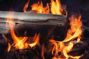 DAS Deva plătește, astăzi, suplimentul pentru energie cu combustibili solizi