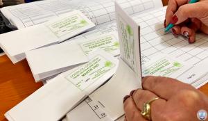 PERSOANE CU DIZABILITĂŢI: Tichete gratuite pentru transportul public local