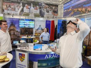 Andrei Ando: "180 de bucureșteni au venit azi în excursie virtuală la Arad!"