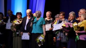 90 de cupluri care au împlinit 50 de ani de căsătorie, premiate la Gala Fidelității