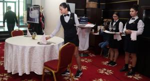 În urma unor stagii de practică cu specialiști tulceni, peste o sută de elevi din Deltă, pregătiți în prezent să lucreze în turism și ospitalitate