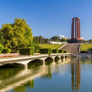 Primăria Capitale va reabilita şi restaura Parcul monument istoric Carol I