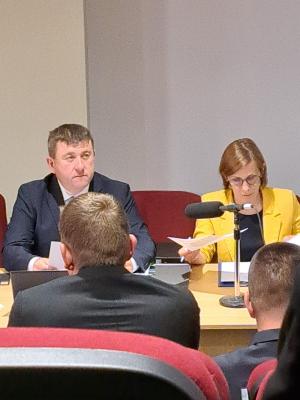 A fost aprobată Strategia de tineret a județului Harghita pe perioada 2023-2030, cadrul pentru crearea unui județ atractiv pentru tineri