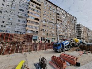 A început turnarea pereților la pasajul rutier din Piața Cetate