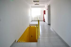 Șapte școli speciale din Timiș, dotate cu echipamente de protecție și prevenție