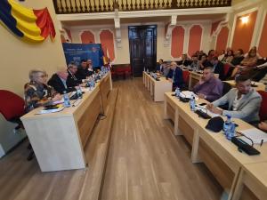 Sportivii și antrenorii care au obținut performanțe la competițiile