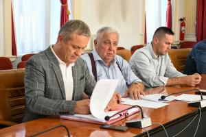 Turism de calitate | Contracte semnate pentru proiectele din ariile protejate
