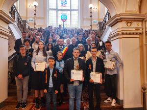 De Ziua Orașului, Primăria Oradea a răsplătit excelența școlară