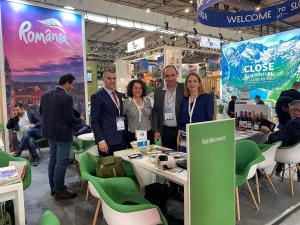 Din Maramureş, în oraşul lui Gaudi şi în restul lumii