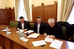 Continuă eficientizarea sistemului de termoficare a orașului: va fi modernizată sursa de producție a energiei termice și electrice  din CET Oradea