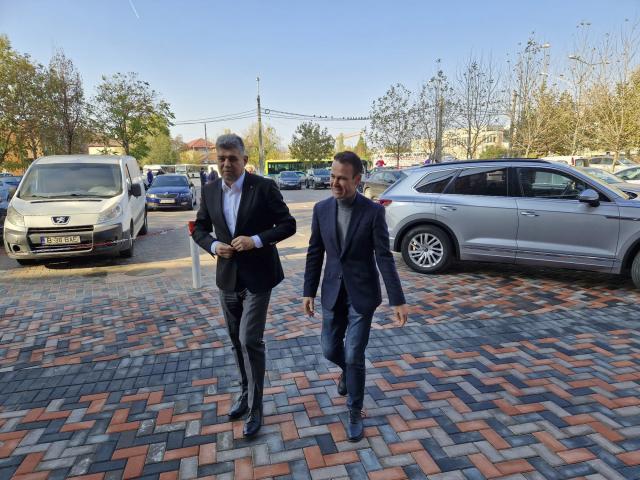 Primarul Robert Negoiță a inaugurat hala istorică Laminor