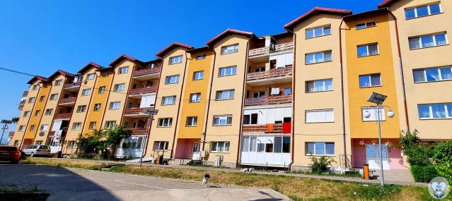 A început montarea noilor centrale termice în blocurile sociale din zona Zăvoi!