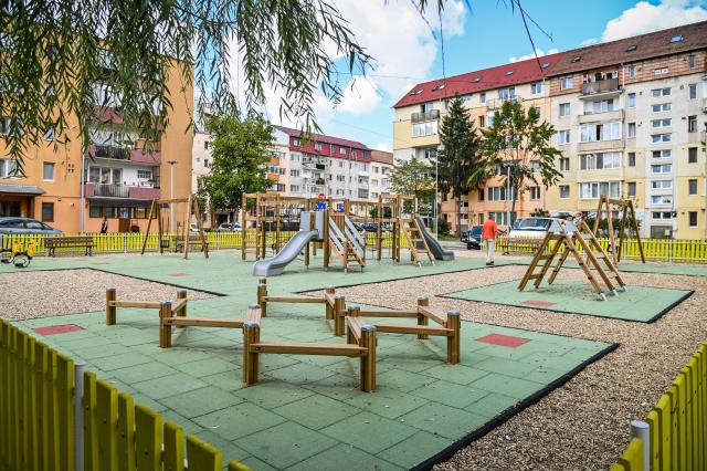 Ultima zonă de blocuri din Hipodrom, modernizată