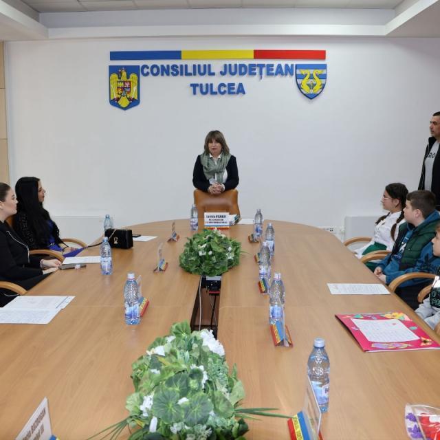 Festivitate de premiere pentru „Cea mai frumoasă scrisoare pentru mama“