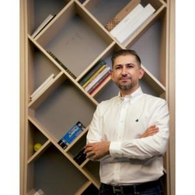 Piața de hosting crește cu peste 10% pe an. Studiu – aproape 40% dintre deținătorii de site-uri  și magazine online din România caută viteză, stabilitate și suport