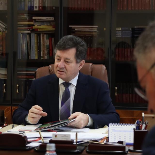 Iustin Cionca: „Și anul acesta punem în valoare produsele industriale arădene, cu accent pe industria alimentară”