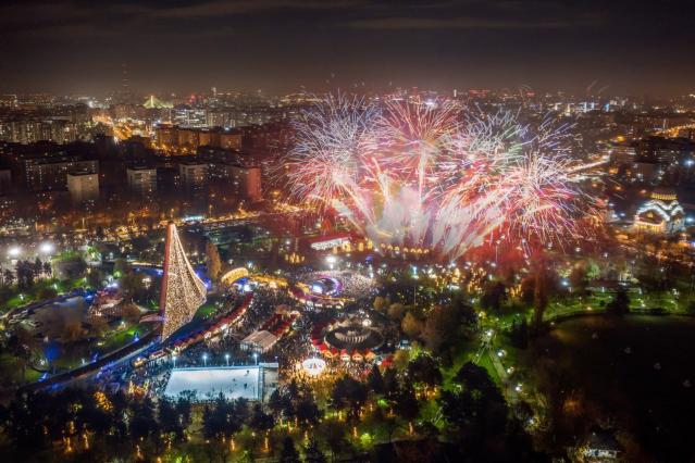 Programul West Side Christmas Market:  Direcția 5 deschide cel mai frumos târg de Crăciun din București