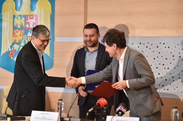 Cel mai mare contract de finanțare pe deșeuri din Capitală, semnat de Primăria Sectorului 6