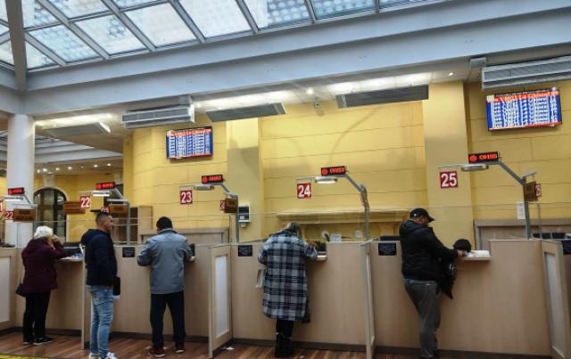 De marți, 10 ianuarie, se reia încasarea tuturor impozitelor și  taxelor datorate bugetului local