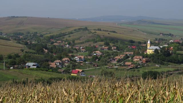 Se modernizează străzile din comuna Ploscoș