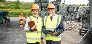 SPECIALIST IN MANAGEMENTUL DESEURILOR